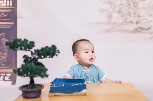 长治宝宝腿纹不对称怎么办